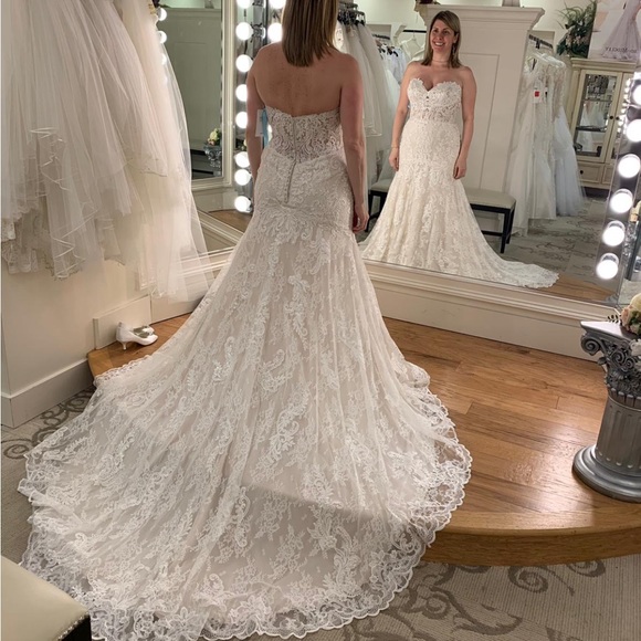 Wedding Dress Morilee Designer! - Picture 6 of 6